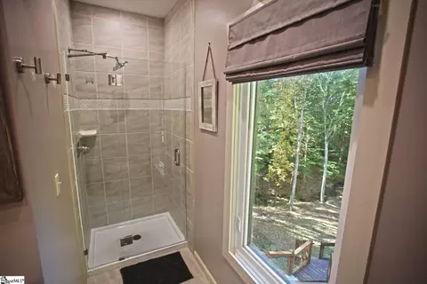 Bath - 301 Cedar Creek Dr, Sunset, SC 29685 photo 5 of 7