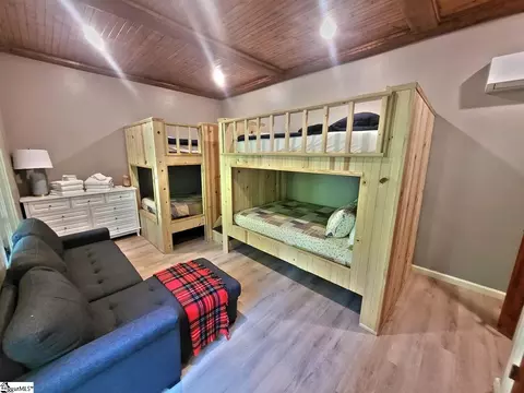 Bedroom - 301 Cedar Creek Dr, Sunset, SC 29685 photo 8 of 9