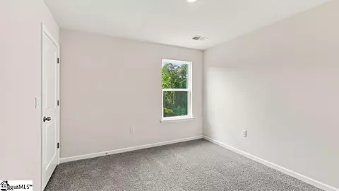 Bedroom - 136 Lazzon Rd, Moore, SC 29369 photo 3 of 7