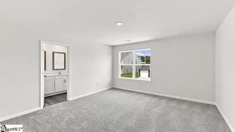 Bedroom - 136 Lazzon Rd, Moore, SC 29369 photo 5 of 7