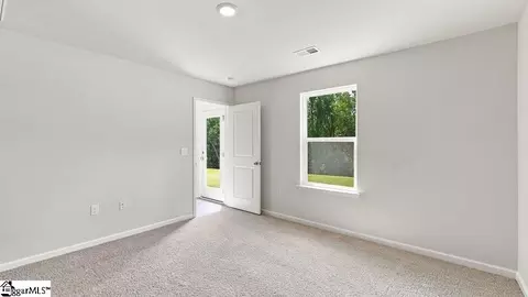Bedroom - 128 Lazzon Rd, Moore, SC 29369 photo 5 of 8