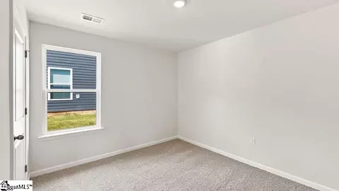 Bedroom - 128 Lazzon Rd, Moore, SC 29369 photo 3 of 8
