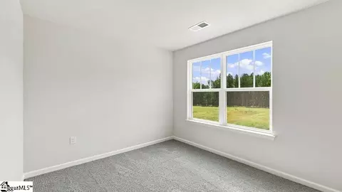 Bedroom - 135 Lazzon Rd, Moore, SC 29369 photo 1 of 8