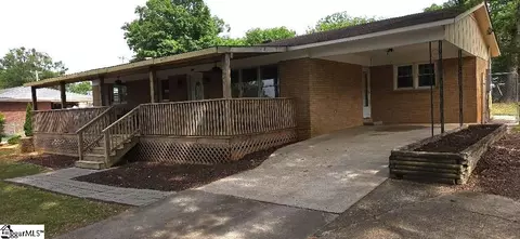 118 Sims Ln, Spartanburg, SC 29307