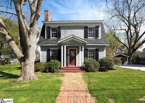 3 College St, York, SC 29745