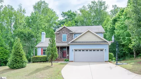 520 Abberly Ln, Boiling Springs, SC 29316