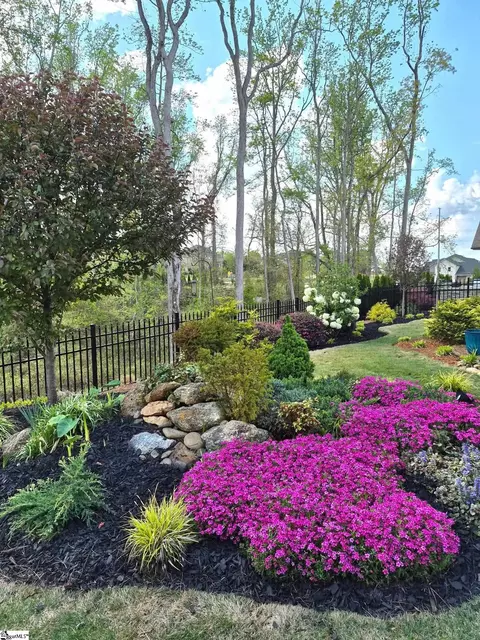 Exterior - 616 Elexa Ct, Greer, SC 29650 photo 8 of 9