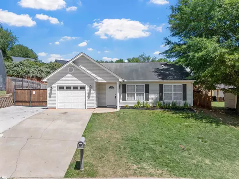 208 Ashley Danielle Dr, Duncan, SC 29334