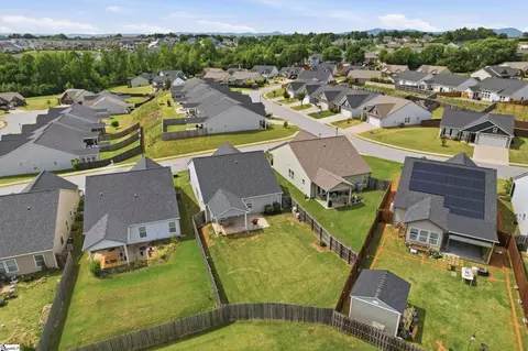 View/Area - 405 Thomas Edwards Ln, Greer, SC 29651 photo 2 of 4