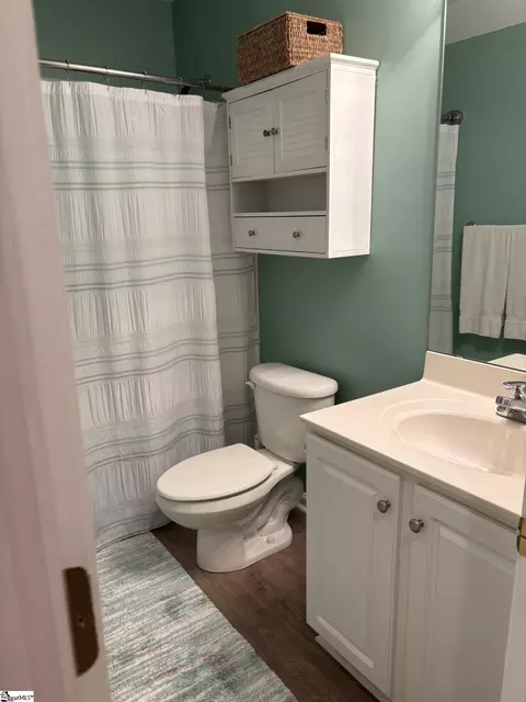 Bath - 129 Ledgewood Way, Easley, SC 29642 photo 2 of 2