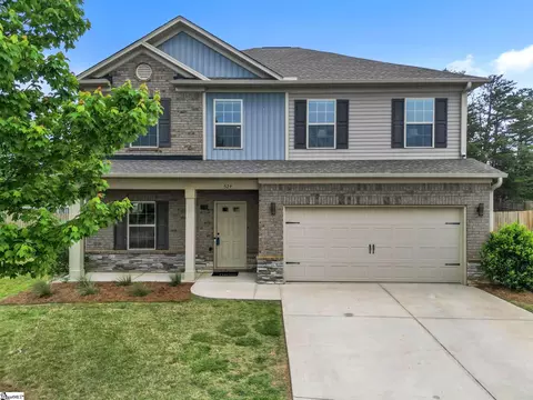524 Marathon Ct, Boiling Springs, SC 29316