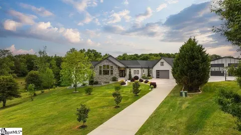 Exterior - 2340 Runion Rd, Inman, SC 29349 photo 2 of 10