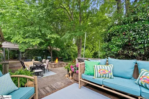 Exterior - 3105 Pinehurst Ln, Anderson, SC 29621 photo 3 of 7