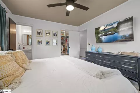 Bedroom - 3105 Pinehurst Ln, Anderson, SC 29621 photo 2 of 7