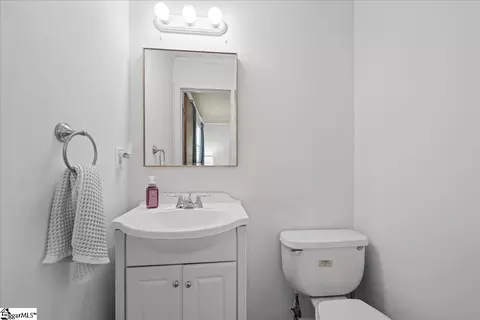 Bath - 3105 Pinehurst Ln, Anderson, SC 29621 photo 1 of 3