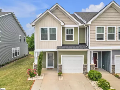 231 Keaton Ct, Spartanburg, SC 29301