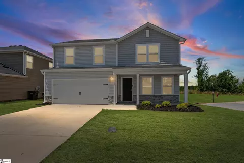 1059 Dobson Meadows Dr, Greer, SC 29651