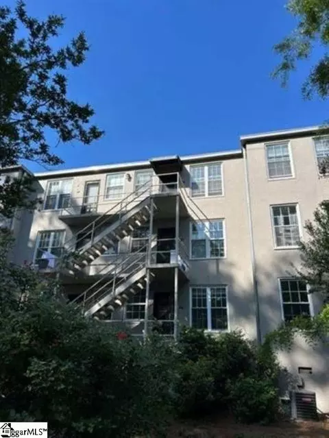 601 Cleveland St UNIT 3-B, Greenville, SC 29601