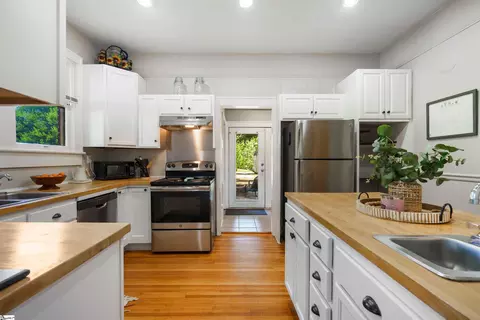 123 W Main St, Duncan, SC 29334 photo 14