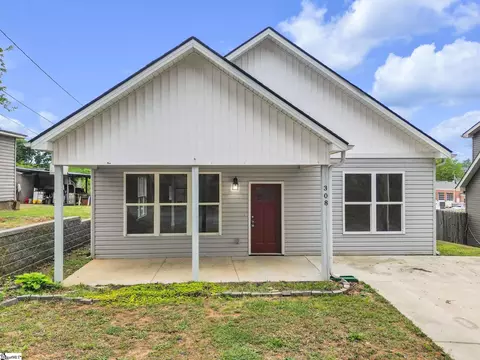 308 S Lewis St, Pickens, SC 29671