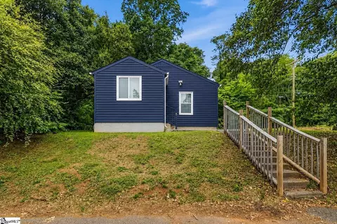 8 Booker St, Anderson, SC 29624