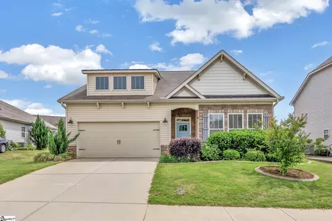 472 Bucklebury Rd, Greer, SC 29651