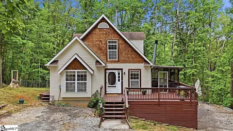 20 Forest Dr, Travelers Rest, SC 29690