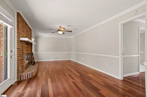 Living - 103 De Kalb Dr, Greer, SC 29650 photo 4 of 5