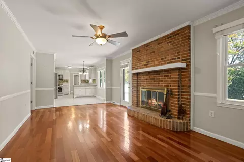 Living - 103 De Kalb Dr, Greer, SC 29650 photo 5 of 5