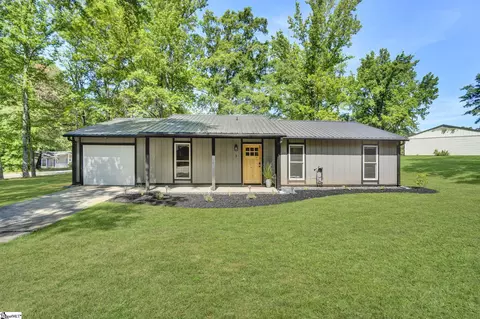 1 Heathrow Rd, Greenville, SC 29605