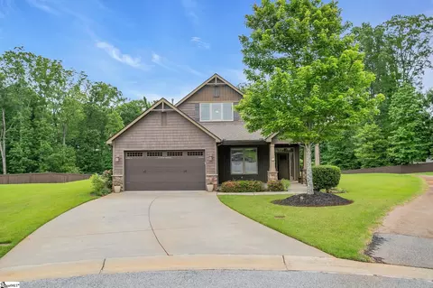 516 Fulton Ct, Greenville, SC 29615