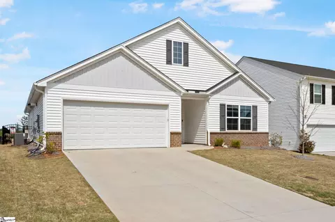 116 Ella B Ln, Easley, SC 29640
