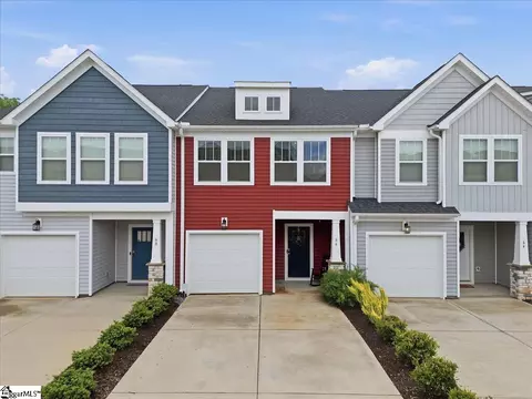 66 Mardale Ln, Greenville, SC 29609