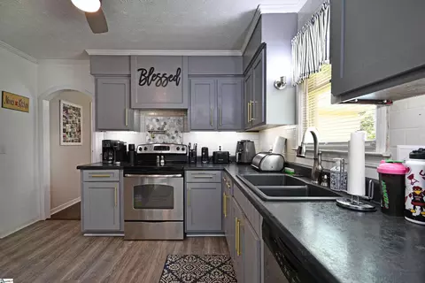 Kitchen - 208 Sheffield Ct, Easley, SC 29642 photo 1 of 4