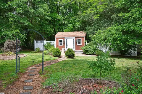 Exterior - 208 Sheffield Ct, Easley, SC 29642 photo 14 of 15