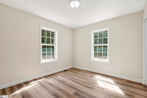 Bedroom - 131 Lockaby Rd, Pelzer, SC 29669 photo 2 of 3