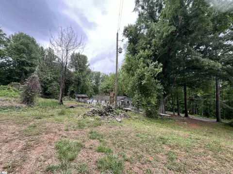 Exterior - 384 Hamburg Rd, Easley, SC 29640 photo 2 of 7
