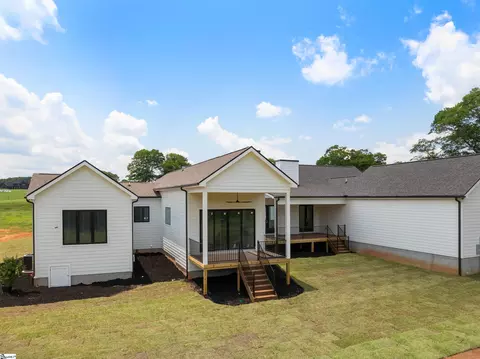 Exterior - 774 Garrison Rd, Pelzer, SC 29669 photo 5 of 6