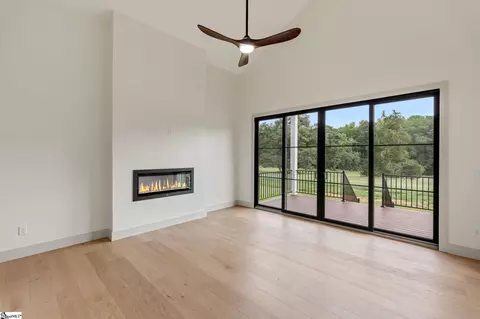 Living - 774 Garrison Rd, Pelzer, SC 29669 photo 6 of 6