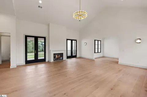 Living - 774 Garrison Rd, Pelzer, SC 29669 photo 2 of 6