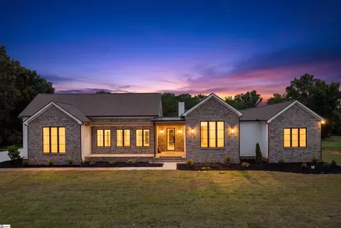 Exterior - 774 Garrison Rd, Pelzer, SC 29669 photo 4 of 6