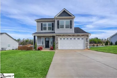 160 Thorn Creek Dr, Gaffney, SC 29341