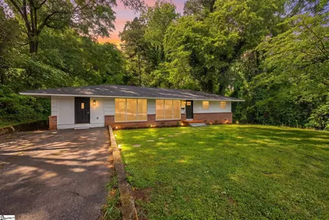 112 Whitener Ave, Spartanburg, SC 29306