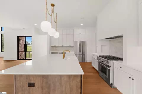 Kitchen - 778 Garrison Rd, Pelzer, SC 29669 photo 4 of 4