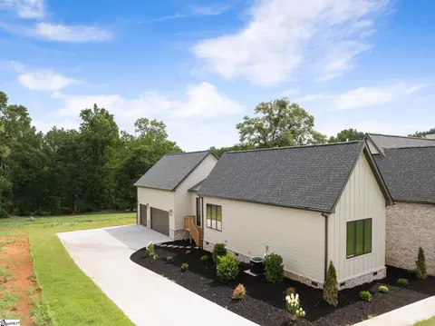 Exterior - 778 Garrison Rd, Pelzer, SC 29669 photo 8 of 9