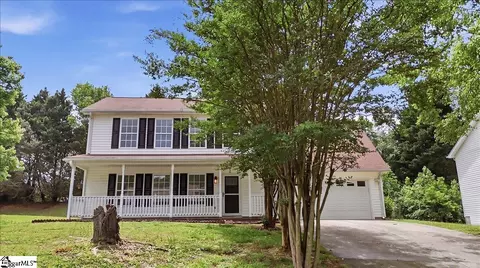207 Two Gait Ln, Simpsonville, SC 29680