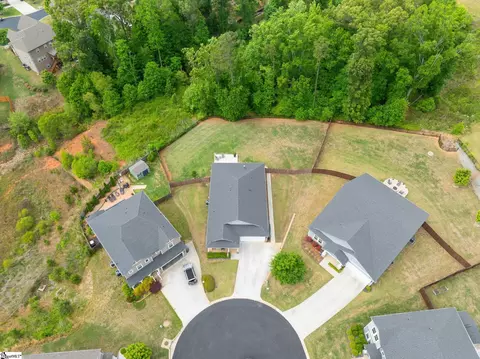 View/Area - 2028 Bonsell Ct, Greer, SC 29651 photo 1 of 4