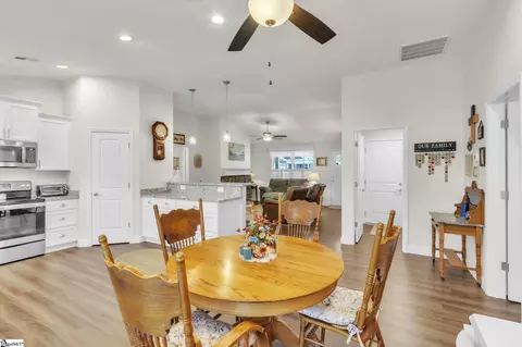 Dining - 210 Tesla Ct, Lyman, SC 29365 photo 1 of 1