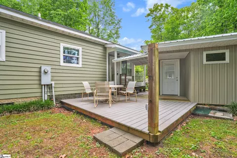 Exterior - 189 Friendly Cir, Saluda, NC 28773 photo 4 of 8
