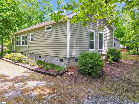 Exterior - 189 Friendly Cir, Saluda, NC 28773 photo 8 of 8